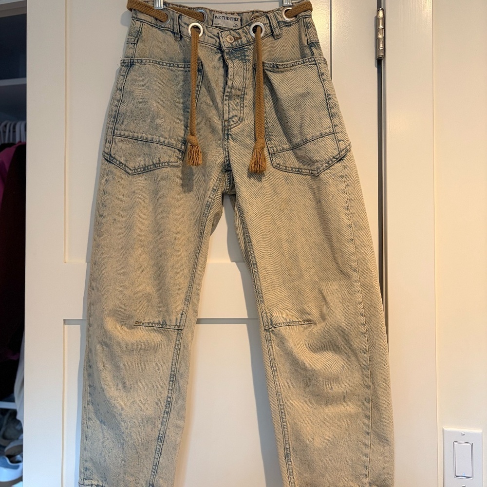 Free People barrel jeans size 25